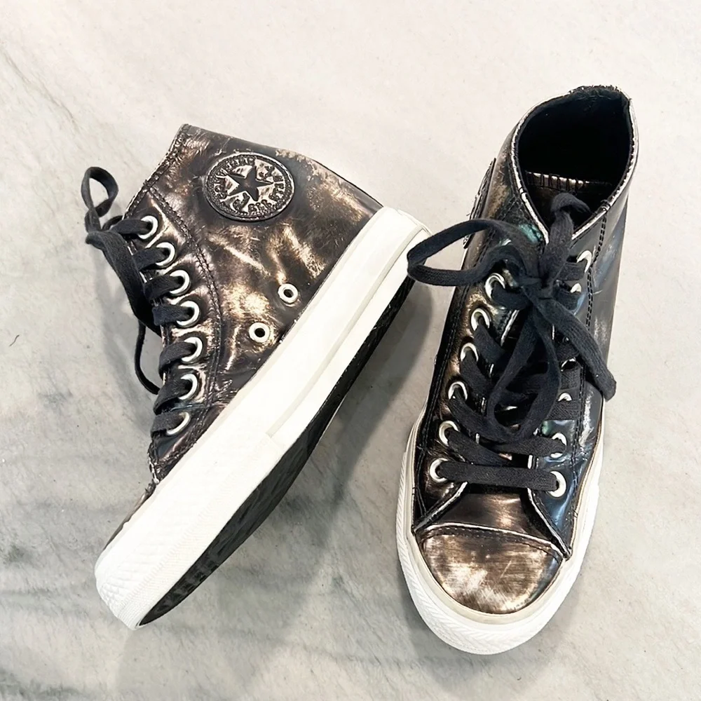 Chuck Taylor Lux Brush-Off Leather Wedge Sneakers Size 5 Gunmetal Bronze